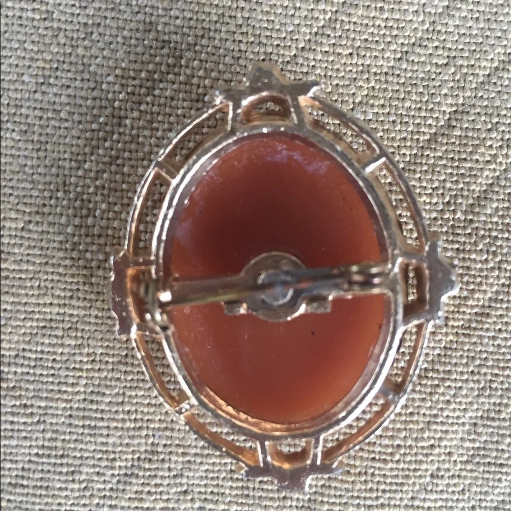 Vintage Roman Cameo Brooch Pin Granny Chic